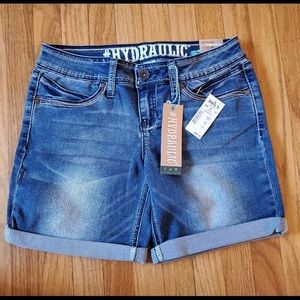 Hydraulic new low rise juniors sz 7/8 jean shorts